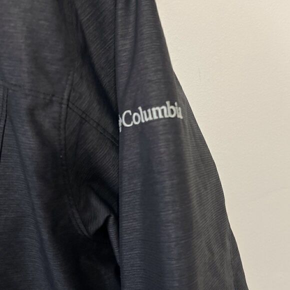 Columbia Beverly Mountain II OmniHeat Ski Coat with Faux Fur Trim - Picture 5 of 8